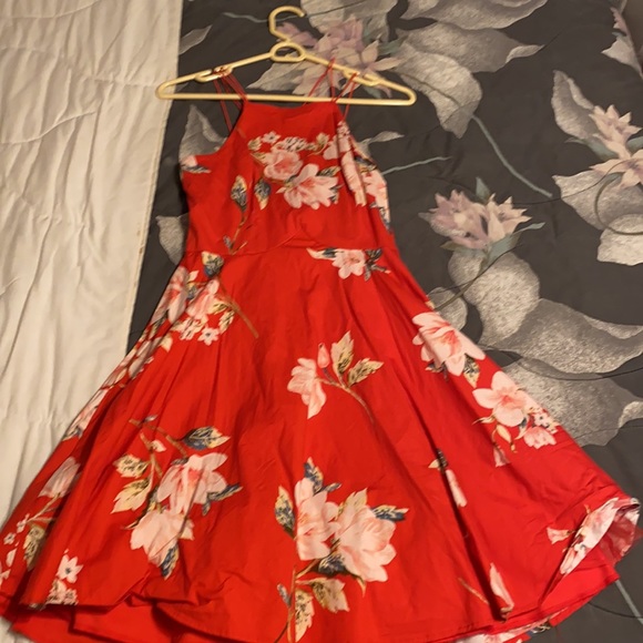 Red Flower Poofy Dress - Picture 2 of 2